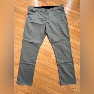 Nike Slim Golf Pants